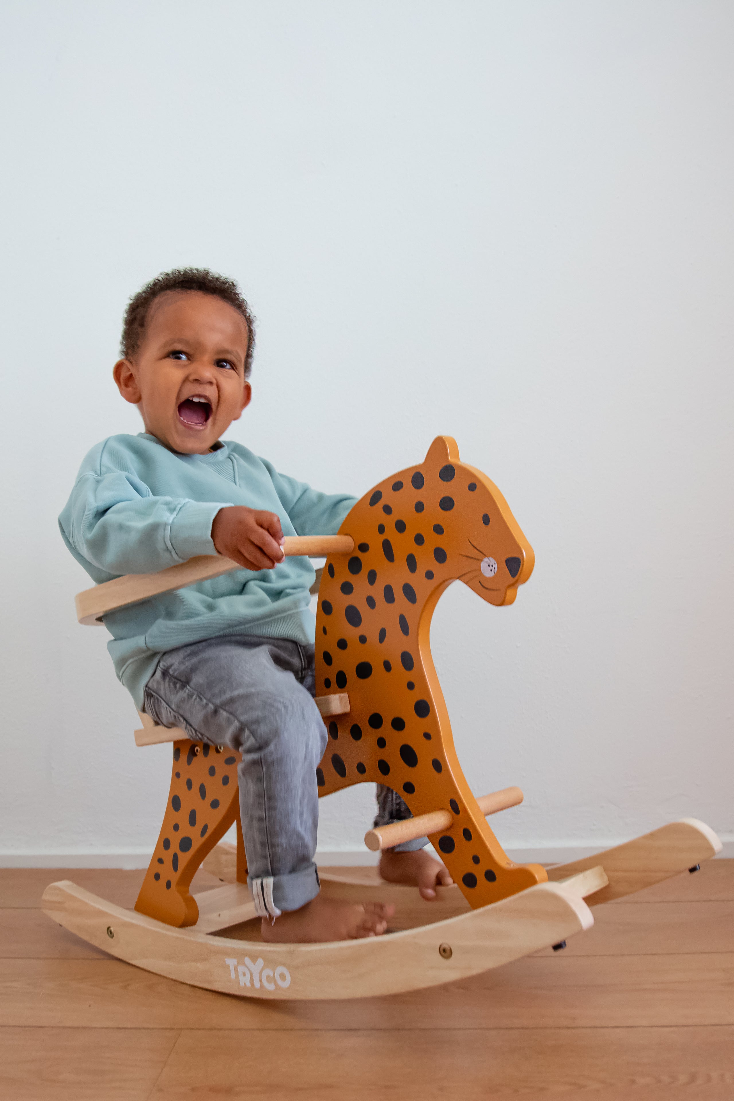 Schaukel-Leopard aus Holz