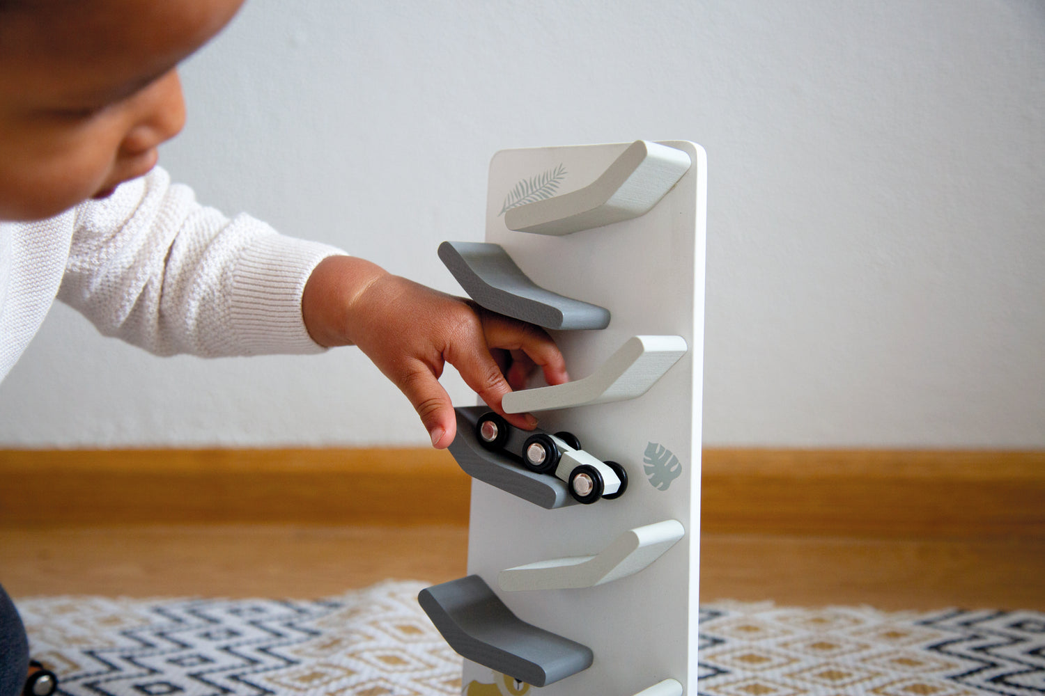 Holz-Zickzack-Rennstrecke