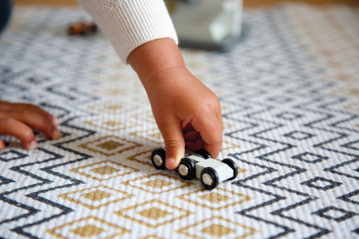 Holz-Zickzack-Rennstrecke