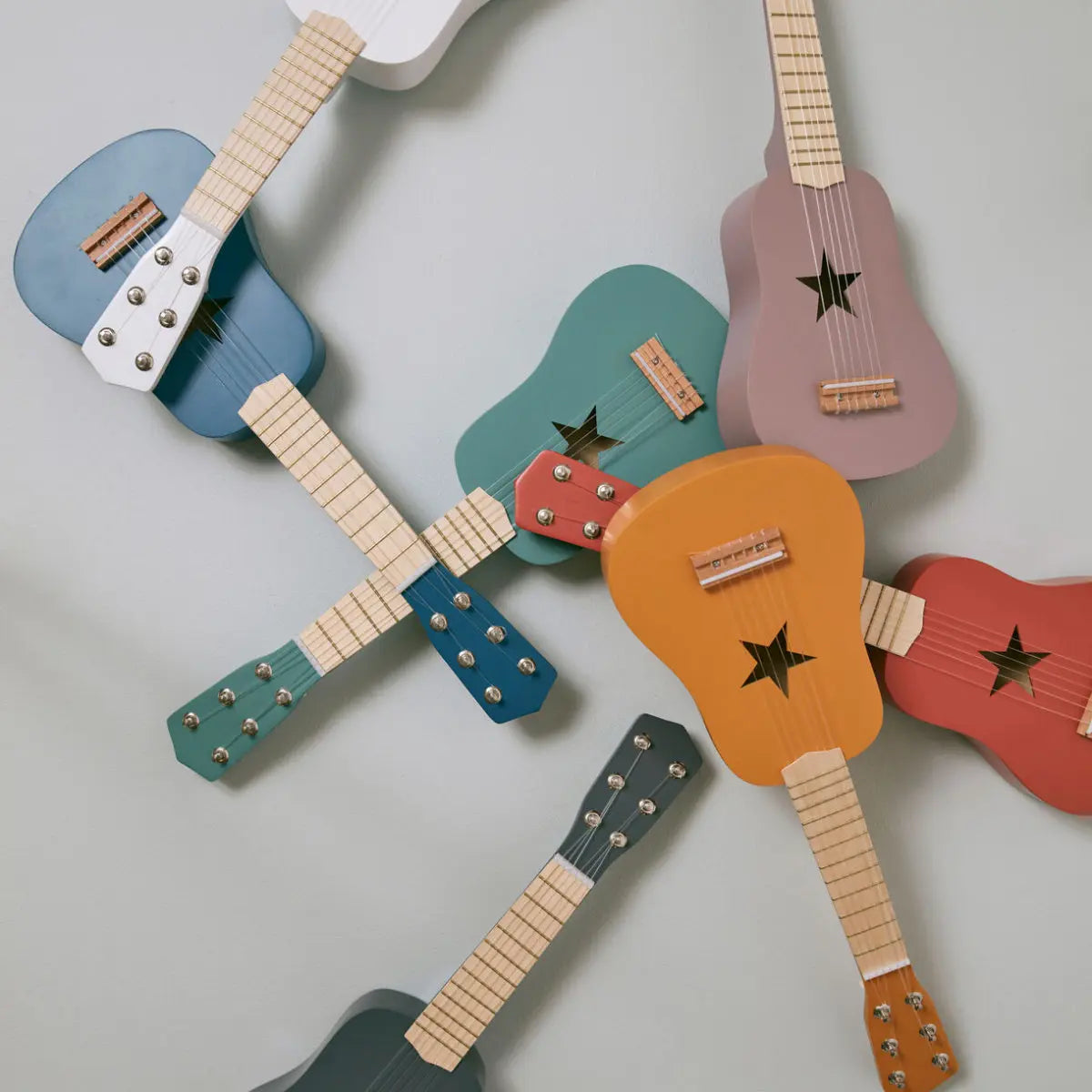 Kids Concept Gitarre aus Holz in vielen Farben