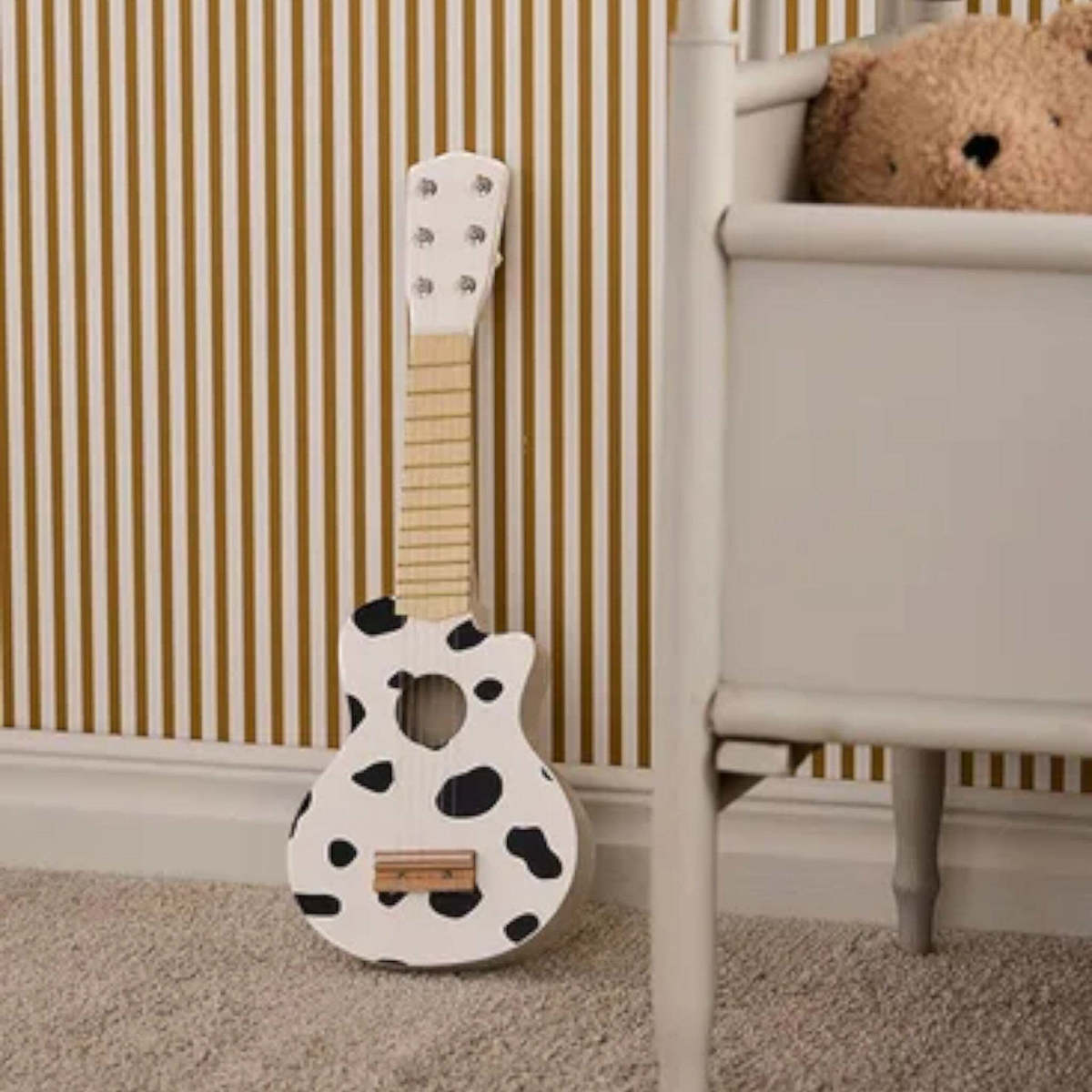 Kids Concept Gitarre aus Holz in vielen Farben
