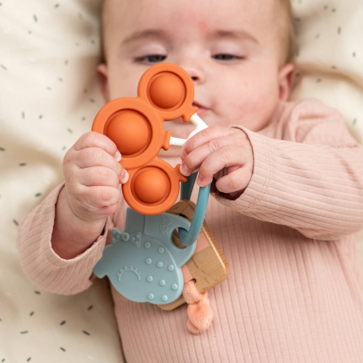 Beißring - Sensory activity ring celebration - DONE BY DEER