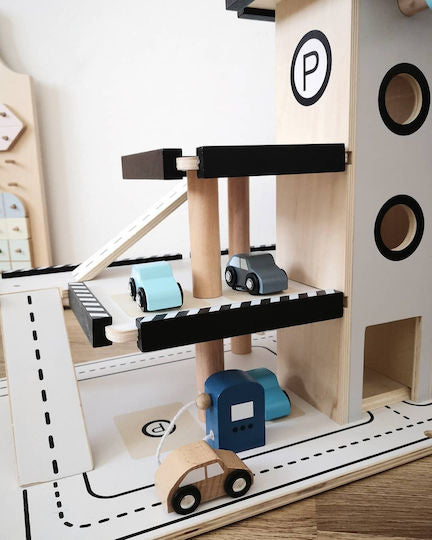 JaBaDaBaDo Parking Garage aus Holz