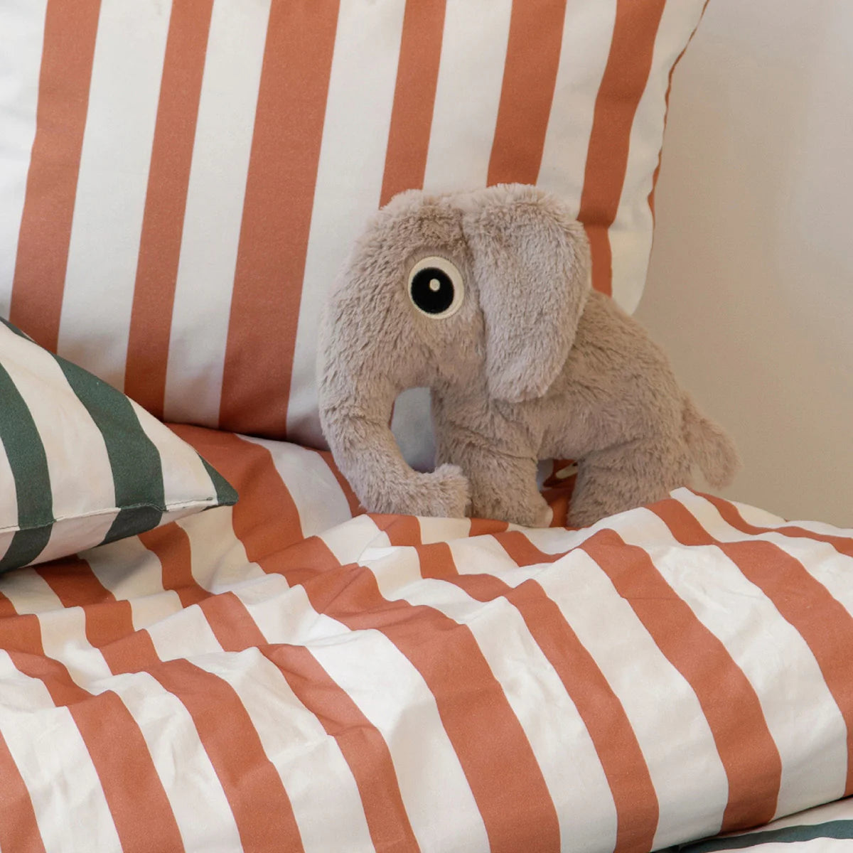 Kuscheltier Elefant - Cuddle cute Elphee sand - DONE BY DEER