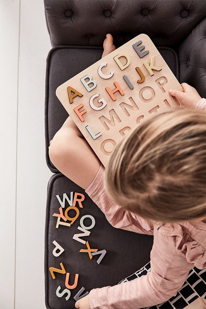 Kids Concept ABC-Puzzle aus Holz, Bunt