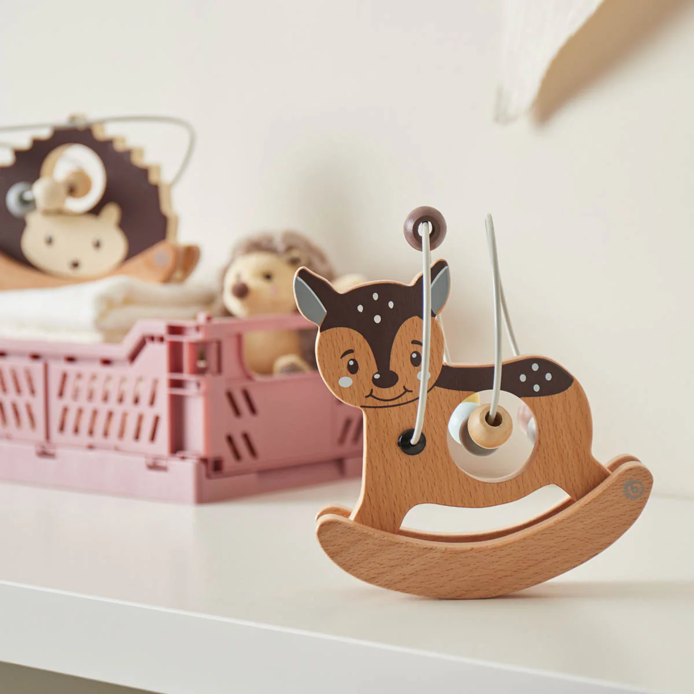 Bieco Motorikschleife mit Wippe in Rehform