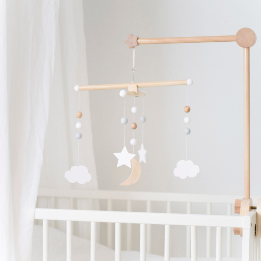 JaBaDaBaDo Mobile Wolken aus Holz