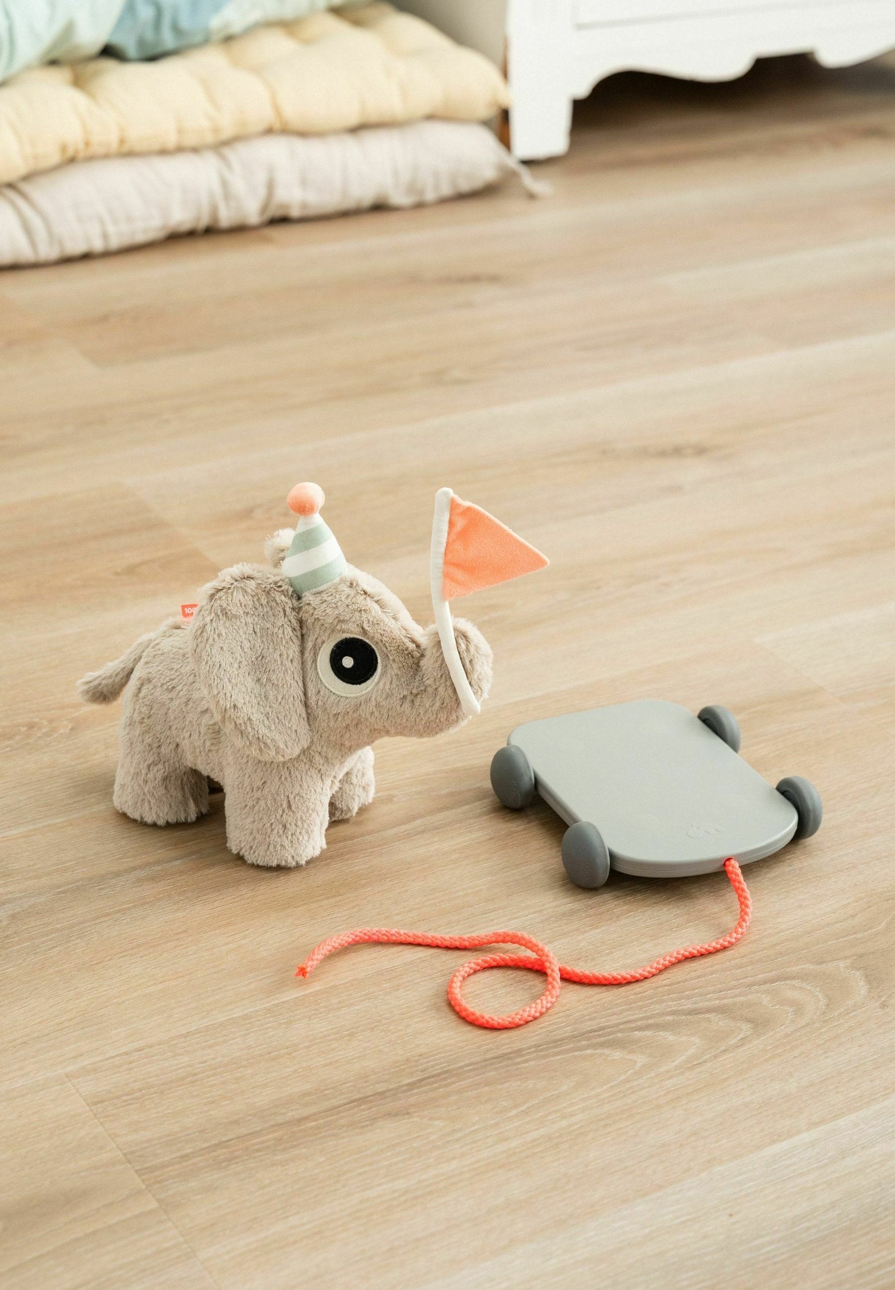 Pull-along 2 in 1 Elphee von Done by Deer