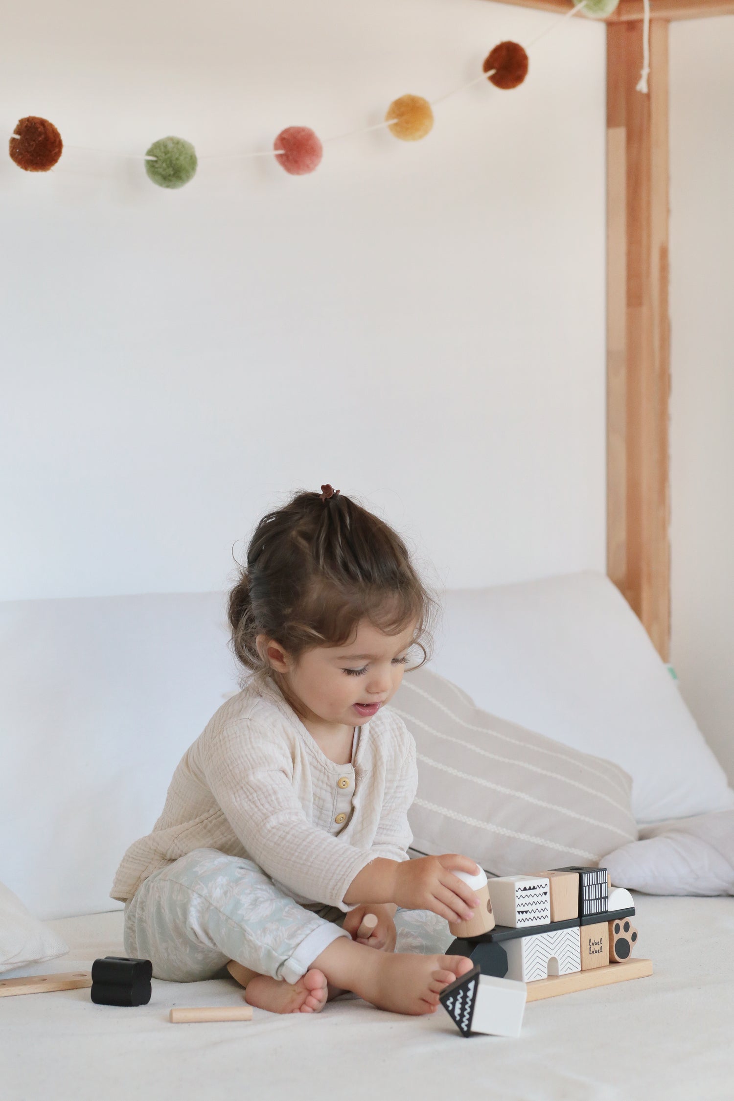 label label Stapelhaus aus Holz