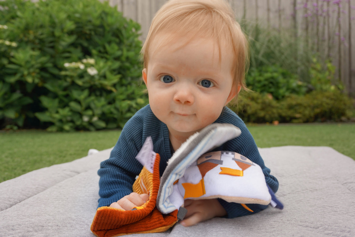 Plüsch-Activity-Buch – Fantasie