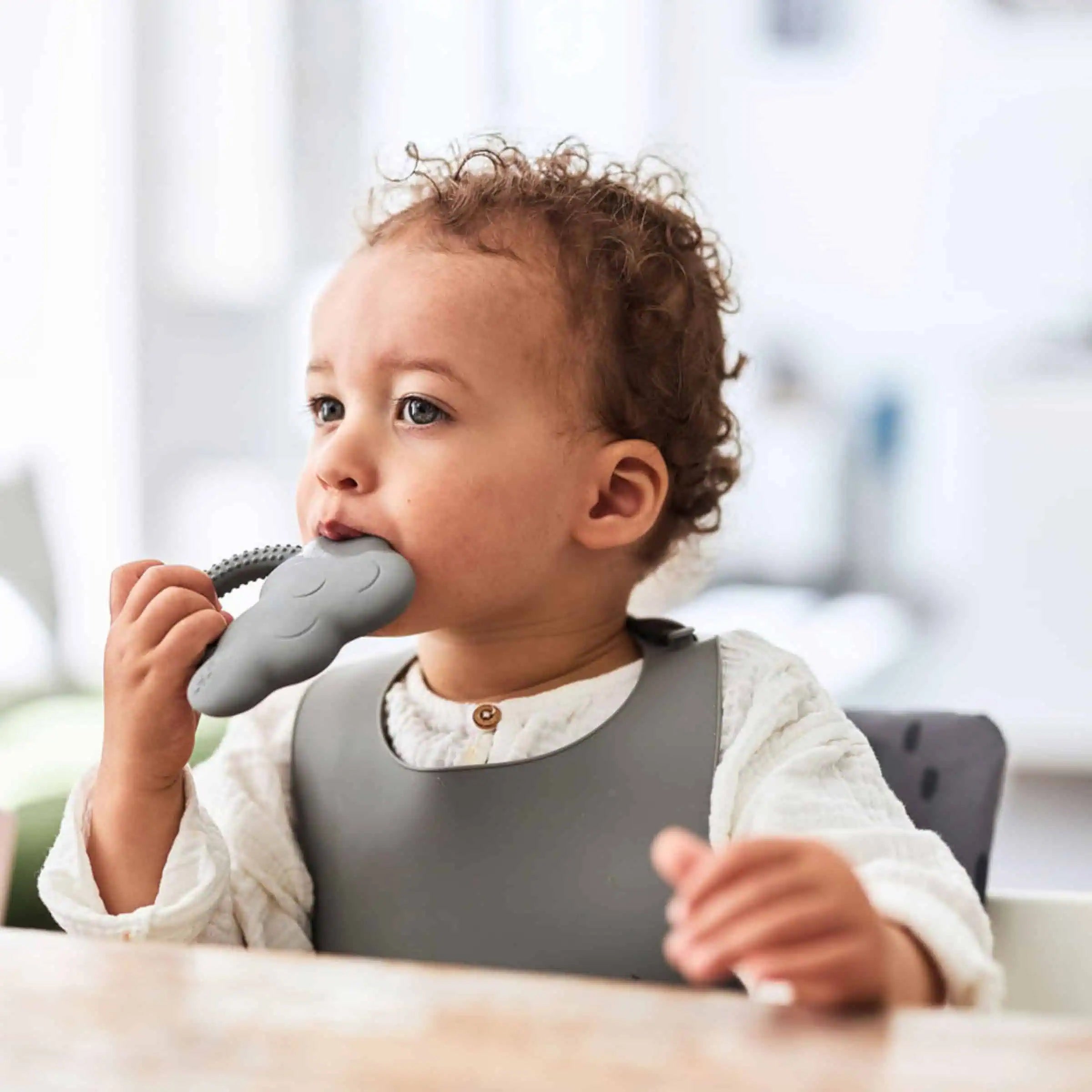Jollein Beißring „Wolke“ – Naturkautschuk