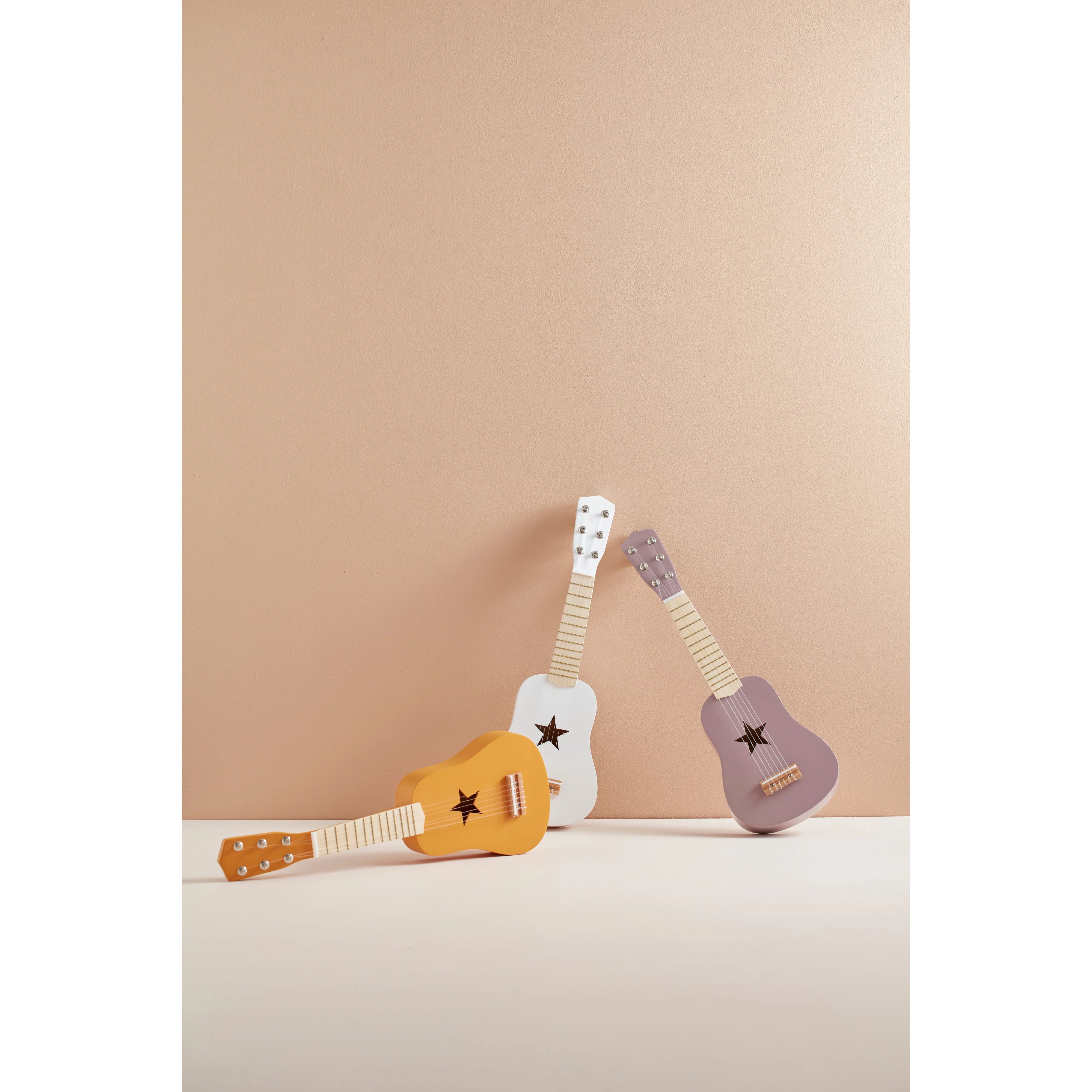 Kids Concept Gitarre aus Holz in vielen Farben