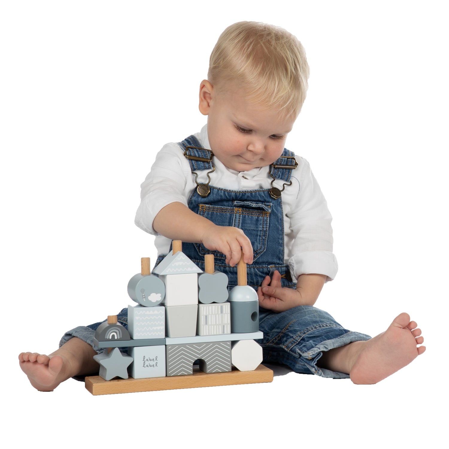 label label Stapelhaus aus Holz